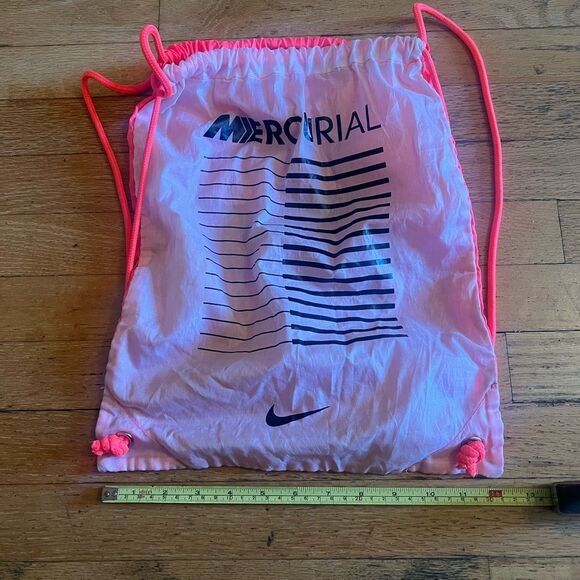 Nike Mercurial Pink and White Drawstring Bag - Picture 3 of 3